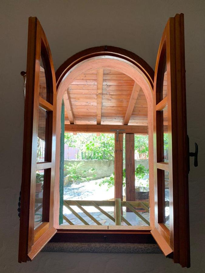 Villa Le Ginestre ลากาเลตตา ภายนอก รูปภาพ